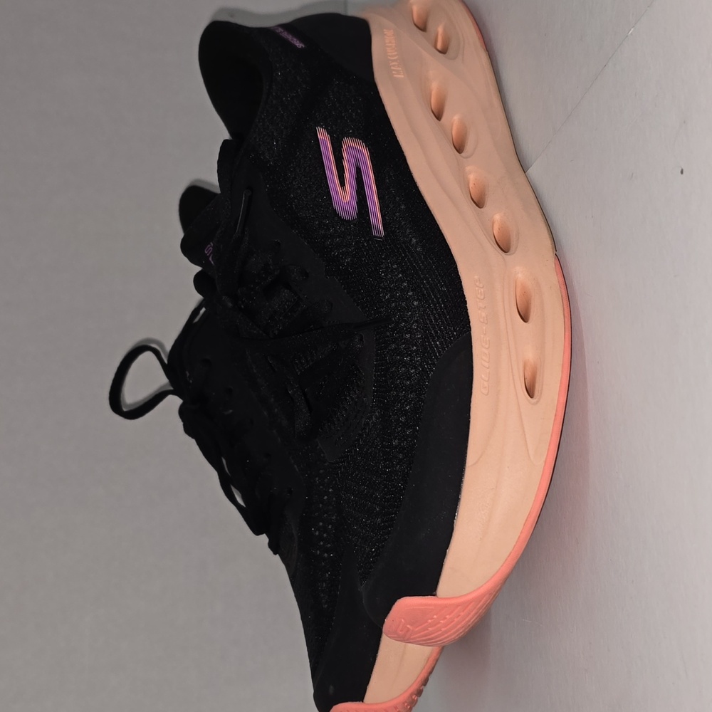 Skechers Go Run Max Cushioning Glide-Step Running… - image 6